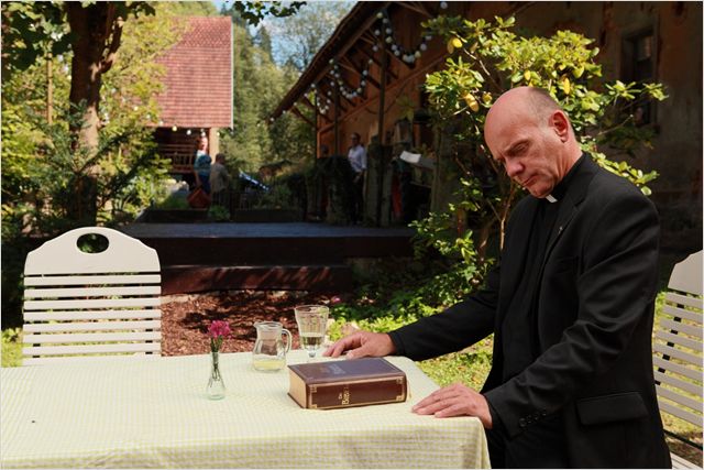 Die Kirche bleibt im Dorf - Z filmu - Ulrich Gebauer