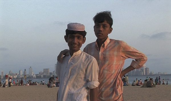Na cestě - Na cestě po Bombaji - De la película
