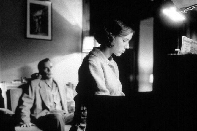 The Man Who Wasn’t There – Der unauffällige Mr. Crane - Filmfotos - Scarlett Johansson