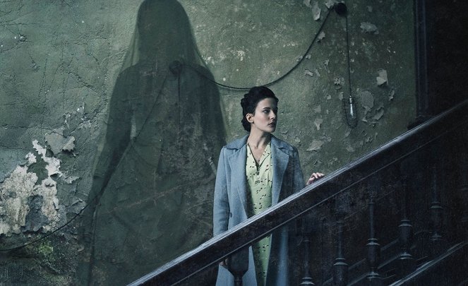 The Woman in Black 2: Angel of Death - Photos - Phoebe Fox