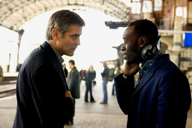 Ocean's Twelve - Eggyel nő a tét - Filmfotók - George Clooney, Don Cheadle