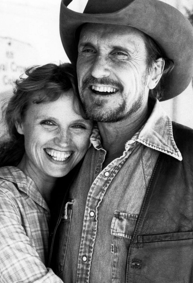 Gracias y favores - De la película - Tess Harper, Robert Duvall