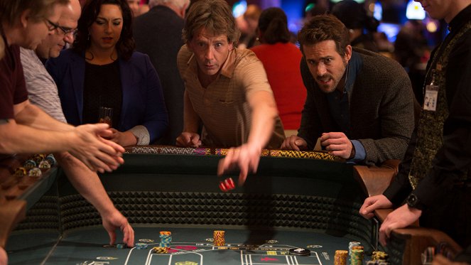 Hazardní hráči - Z filmu - Ben Mendelsohn, Ryan Reynolds