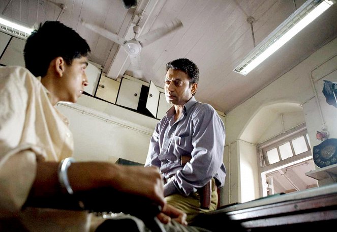 Slumdog Millionaire - Photos - Irrfan Khan