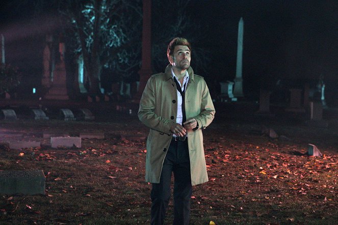 Constantine - A Whole World Out There - Van film - Matt Ryan
