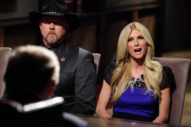 The Apprentice - Photos - Trace Adkins, Brande Roderick