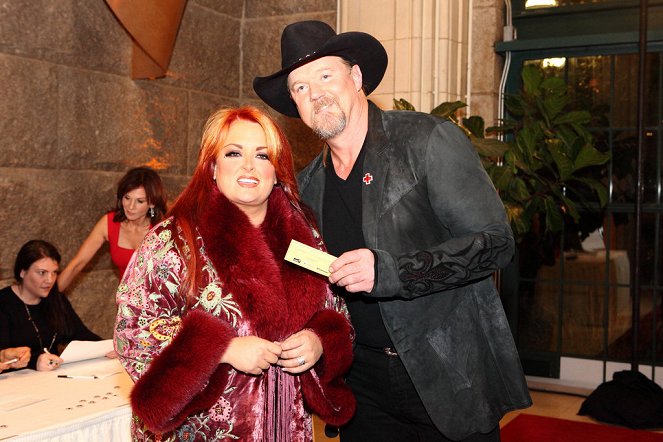 The Apprentice - Making of - Wynonna Judd, Trace Adkins