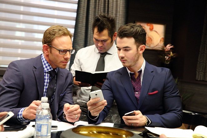 The Apprentice - Filmfotos - Ian Ziering, Johnny Damon, Kevin Jonas