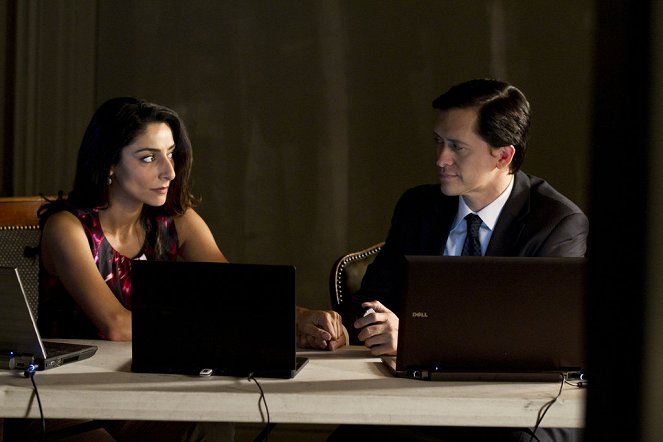 The Event - Everything Will Change - Filmfotos - Necar Zadegan, Clifton Collins Jr.