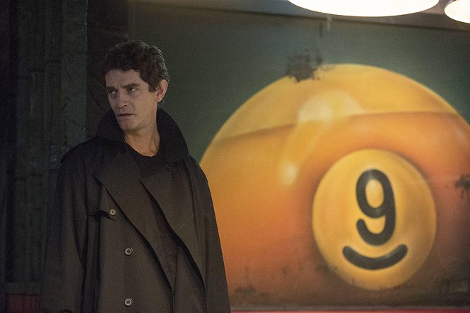 Intruders - Photos - James Frain