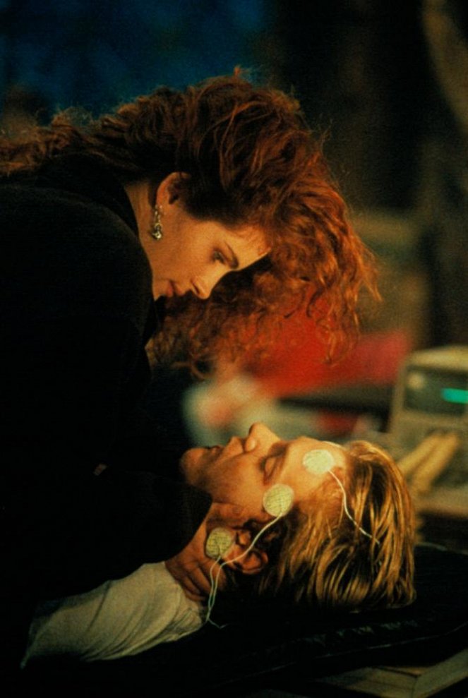 Hráči se smrtí - Z filmu - Julia Roberts, Kiefer Sutherland