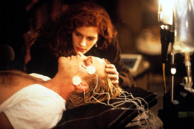 Hráči se smrtí - Z filmu - Julia Roberts, Kiefer Sutherland