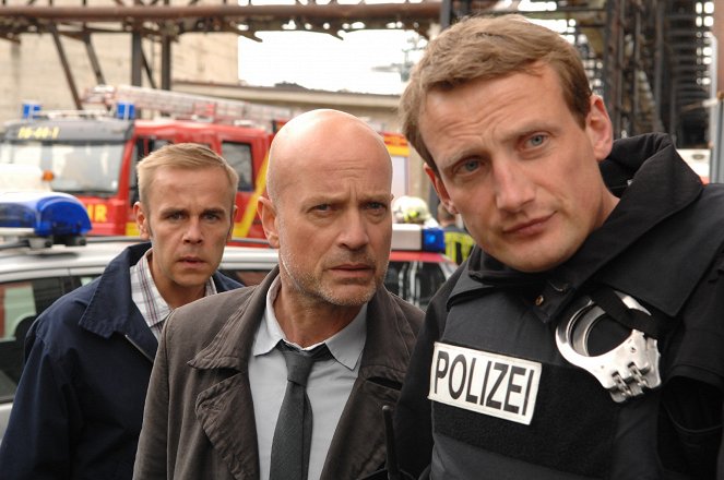 Der Kriminalist - Season 5 - Schatten der Vergangenheit - Filmfotos - Frank Giering, Christian Berkel, Bert Böhlitz