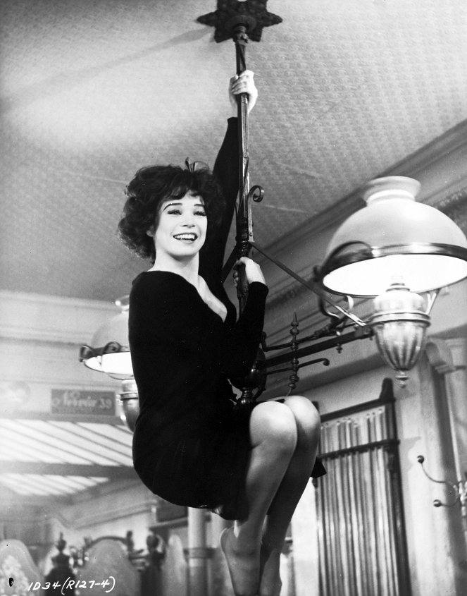 Irma la Douce - pikku pariisitar - Kuvat elokuvasta - Shirley MacLaine