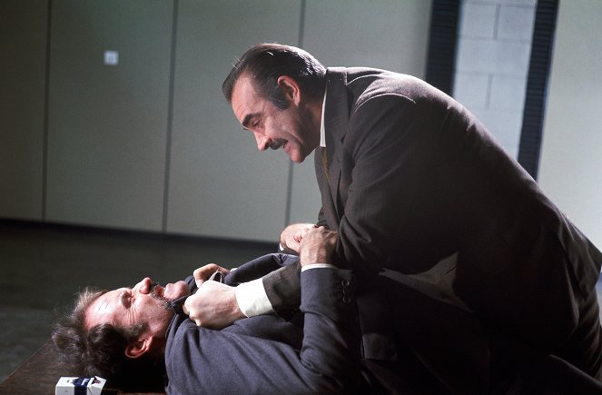 The Offence - Van film - Ian Bannen, Sean Connery