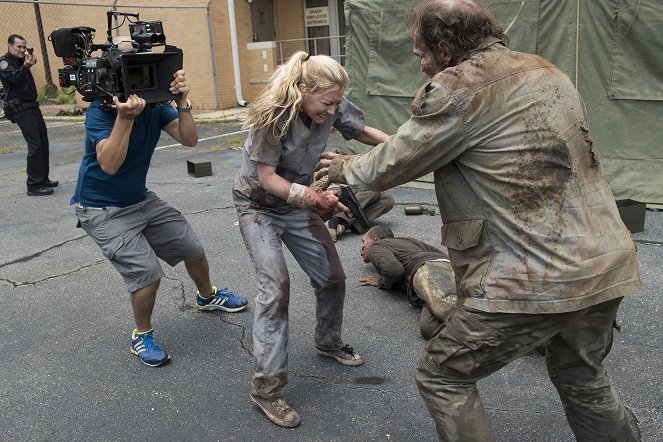 The Walking Dead - Season 5 - Slabtown - De filmagens - Emily Kinney