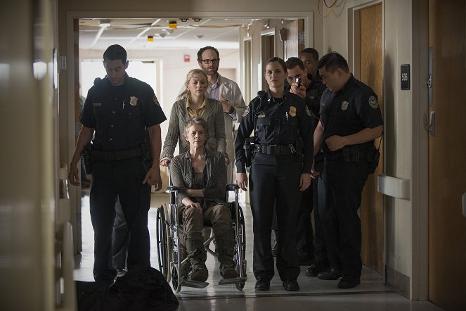 The Walking Dead - Season 5 - Coda - Photos - Melissa McBride, Emily Kinney, Erik Jensen, Christine Woods