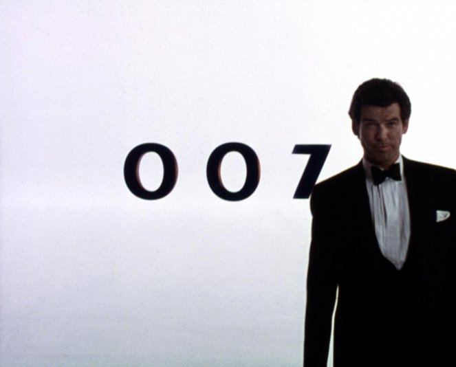 James Bond: Aranyszem - Promóció fotók - Pierce Brosnan