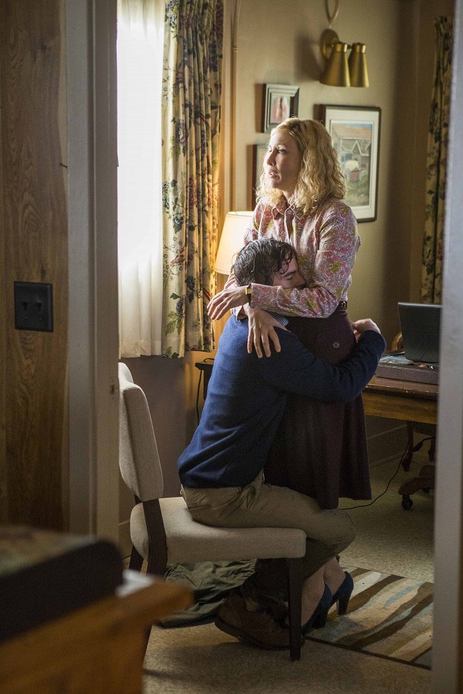 Bates Motel - Season 3 - A Death in the Family - Do filme - Freddie Highmore, Vera Farmiga