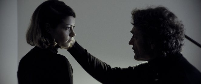 Theon talo - De la película - Niina Koponen, Ville Virtanen