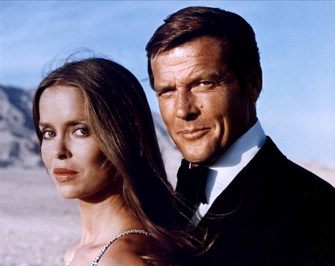 James Bond - Der Spion, der mich liebte - Werbefoto - Barbara Bach, Roger Moore
