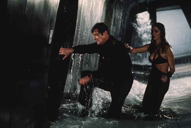 James Bond: Špión, ktorý ma miloval - Z filmu - Roger Moore, Barbara Bach