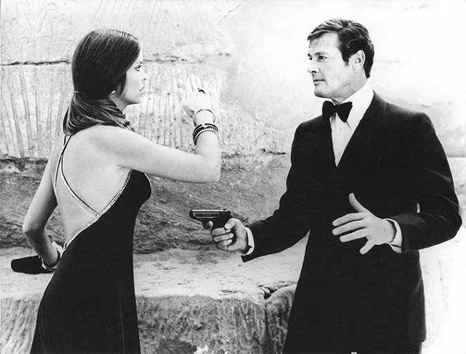De spion die me liefhad - Van film - Barbara Bach, Roger Moore