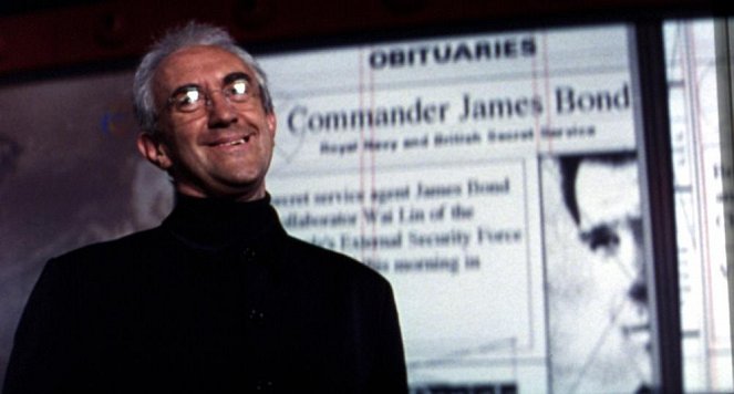 James Bond - Der Morgen stirbt nie - Filmfotos - Jonathan Pryce