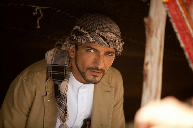 Połów szczęścia w Jemenie - Z filmu - Amr Waked
