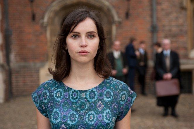 The Theory of Everything - Photos - Felicity Jones