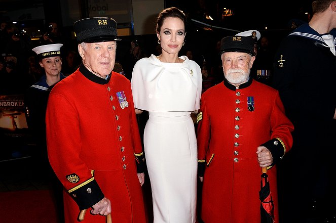 Niezłomny - Z imprez - Angelina Jolie