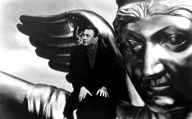 Der Himmel über Berlin - Filmfotos - Bruno Ganz