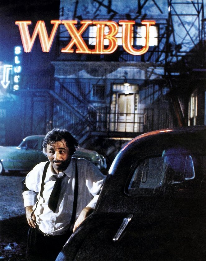 Tune in Tomorrow... - Van film - Peter Falk