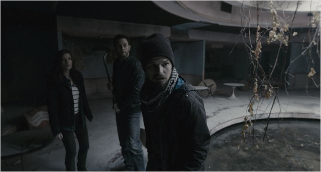 Atrapados en Chernóbil - De la película - Devin Kelley, Jonathan Sadowski, Nathan Phillips