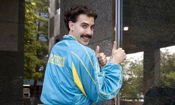 Borat: Podpatrzone w Ameryce, aby Kazachstan rósł w siłę, a ludzie żyli dostatniej - Promo - Sacha Baron Cohen
