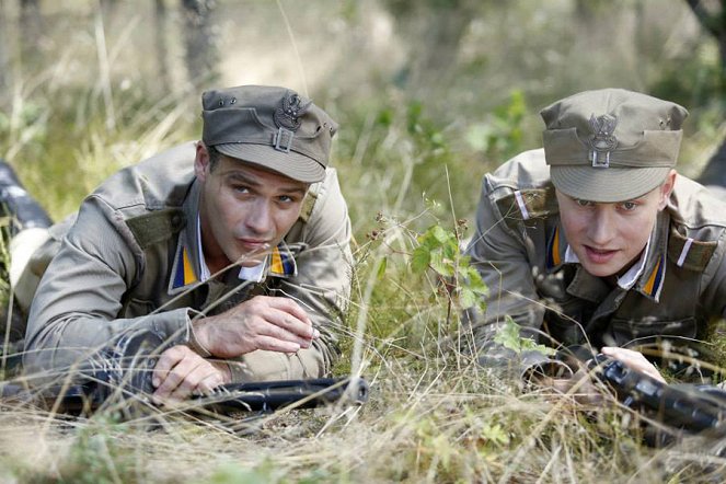 Czas honoru - Filmfotos - Jan Wieczorkowski, Jakub Wesolowski