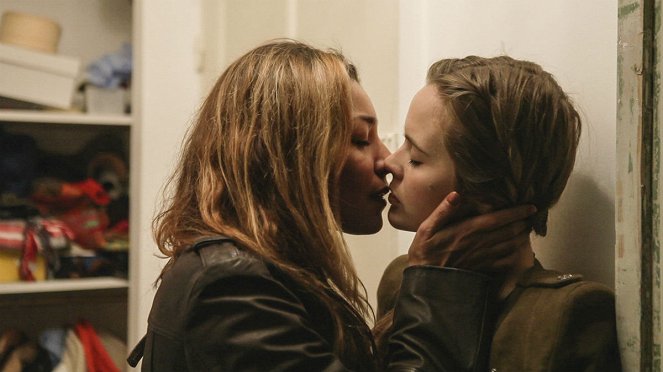 Frankreich Privat - Die sexuellen Obsessionen einer Schauspielerin - Filmfotos - Ynda Rouya, Aurélie Houguenade