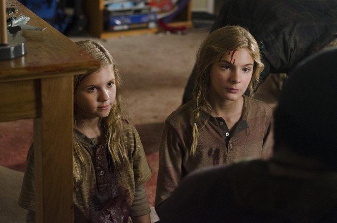 The Walking Dead - What Happened and What's Going On - Photos - Kyla Kenedy, Brighton Sharbino