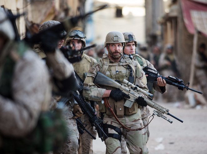 American Sniper: Die Geschichte des Soldaten Chris Kyle - Filmfotos - Bradley Cooper