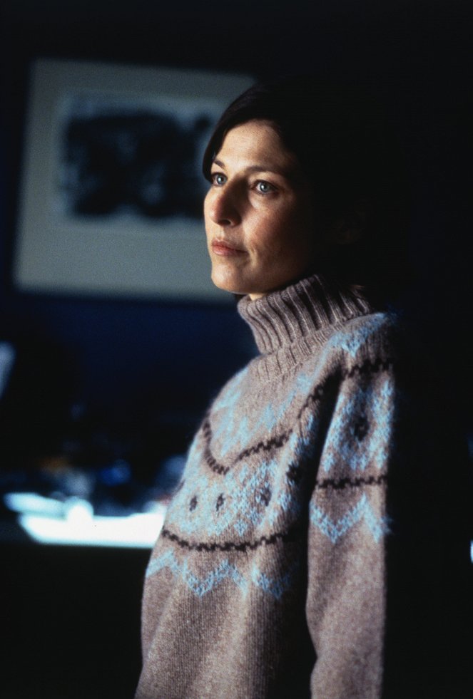 8MM - Van film - Catherine Keener