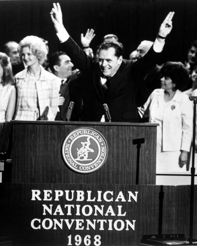 Nixon - Photos - Anthony Hopkins