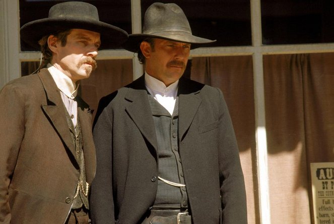 Wyatt Earp - Do filme - Dennis Quaid, Kevin Costner