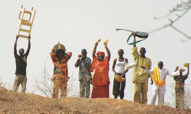 Knistern der Zeit - Christoph Schlingensief und sein Operndorf in Burkina Faso - Kuvat elokuvasta