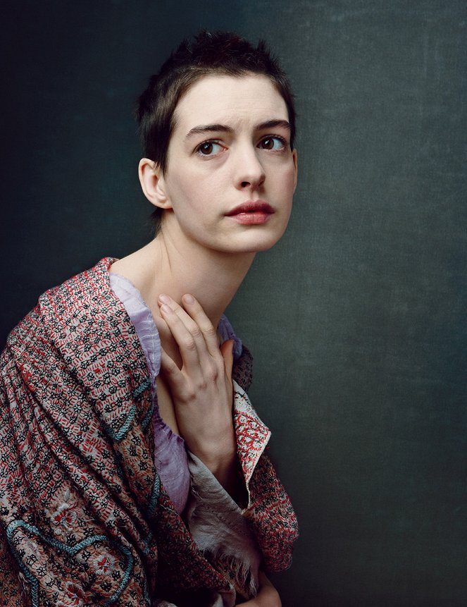 Die Elenden - Werbefoto - Anne Hathaway