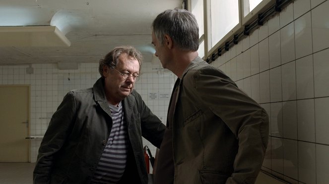 Vraždy v kruhu - Láska je černý kůň - De la película - Oldřich Vízner, Ivan Trojan