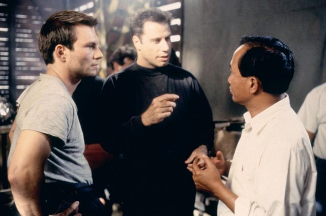 Operação Flecha Quebrada - De filmagens - Christian Slater, John Travolta, John Woo