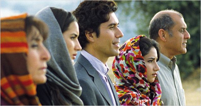 Circunstancia - De la película - Sarah Kazemy, Reza Sixo Safai, Nikohl Boosheri