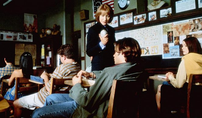 Teaching Mrs. Tingle - Do filme - Helen Mirren, Barry Watson