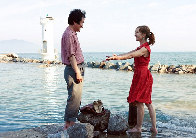 Egy másik országban - Filmfotók - Seong-geun Moon, Isabelle Huppert