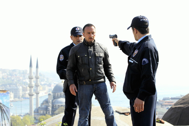 Alerta Cobra - Season 16 - 72 Stunden Angst - De la película - Erdogan Atalay